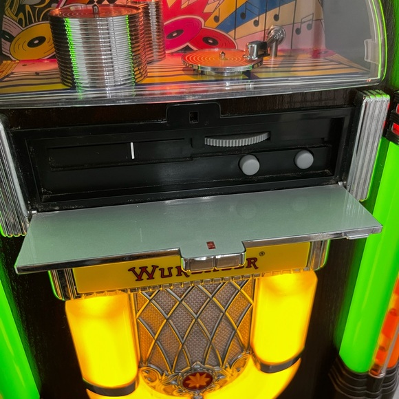 Wurlitzer Jukebox WR-18 Mini Bubbler FM CD Player Boombox System - Picture 3 of 9